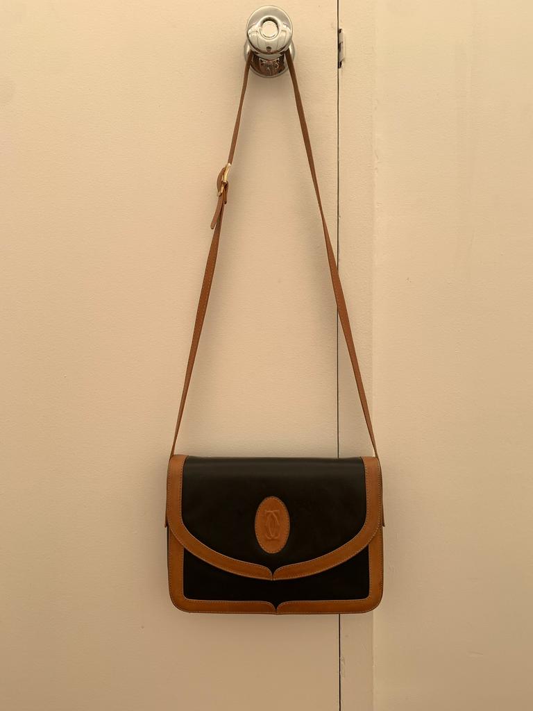 Sac CARTIER Vintage à Bandoulière (Cuir), Bijoux, Sacs & Beauté, Sacs | Sacs Femme, Enlèvement ou Envoi, Comme neuf, Sac à bandoulière