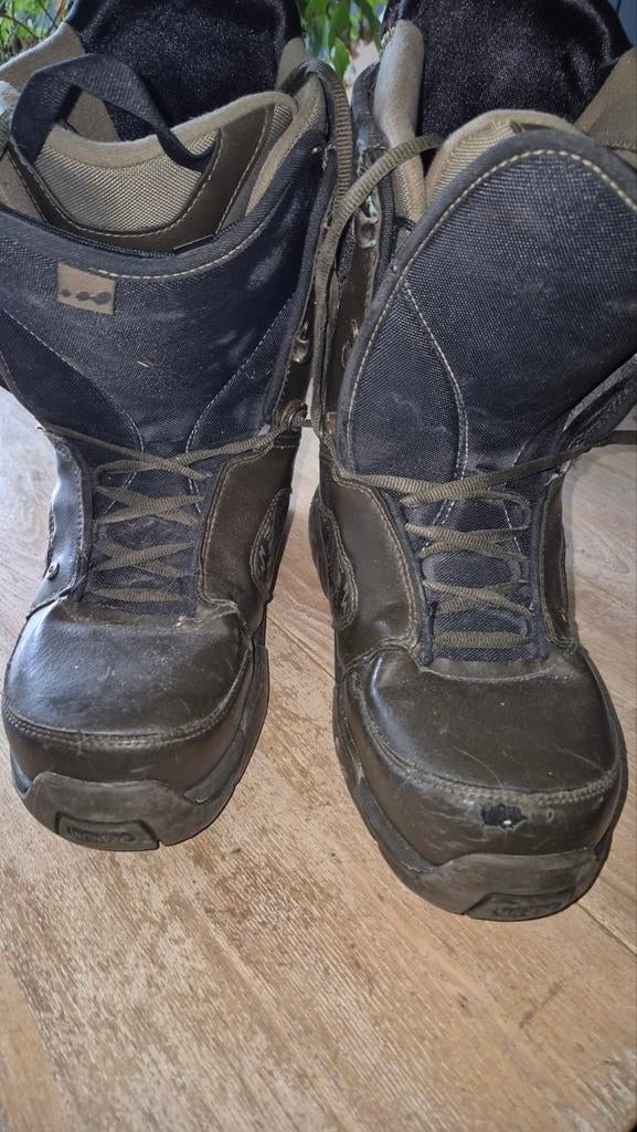 Snowboard boots Wedze maat 42, Sports & Fitness, Snowboard, Enlèvement ou Envoi