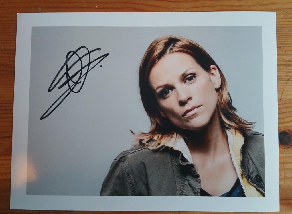 Gesigneerde foto van Veerle Baetens.  Warmste Week., Verzamelen, Verzenden, Gesigneerd