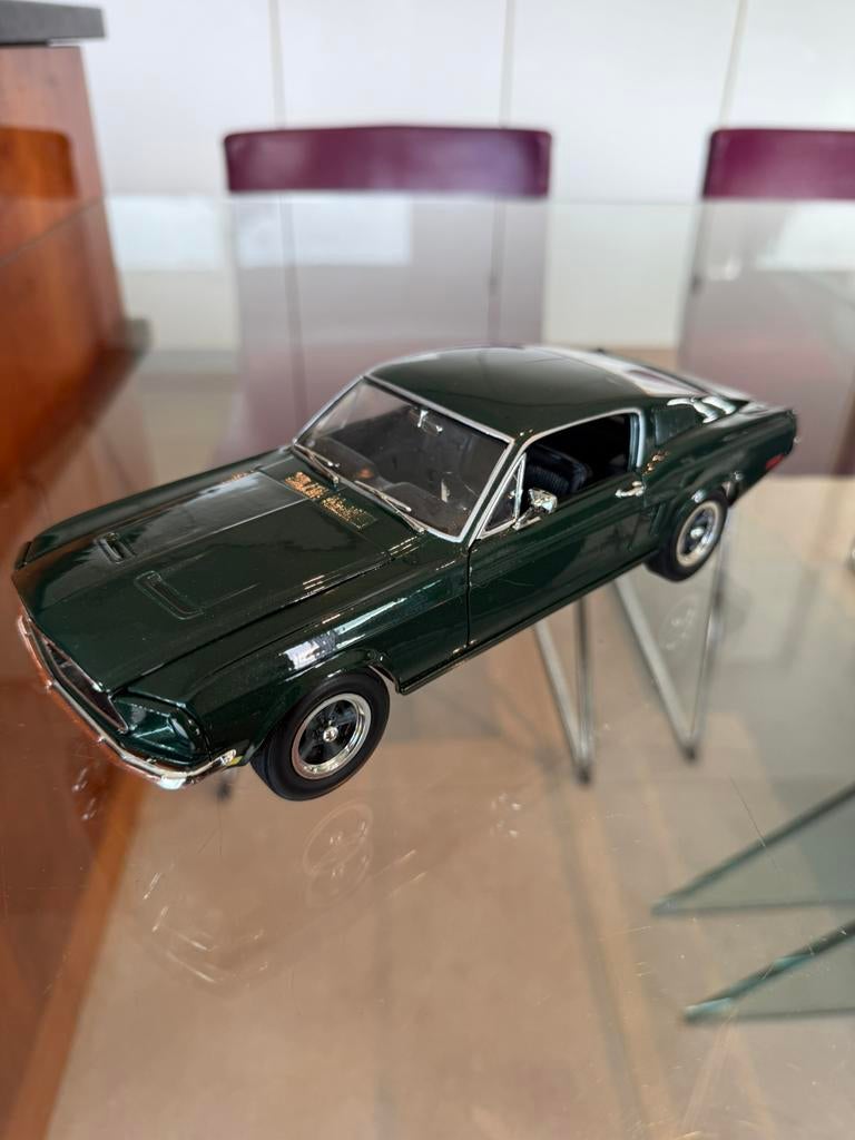 FORD MUSTANG GT FASTBACK BULLIT 1968 DARK GREEN 1:18 ERTL, Hobby & Loisirs créatifs, Voitures miniatures | 1:18, Enlèvement ou Envoi