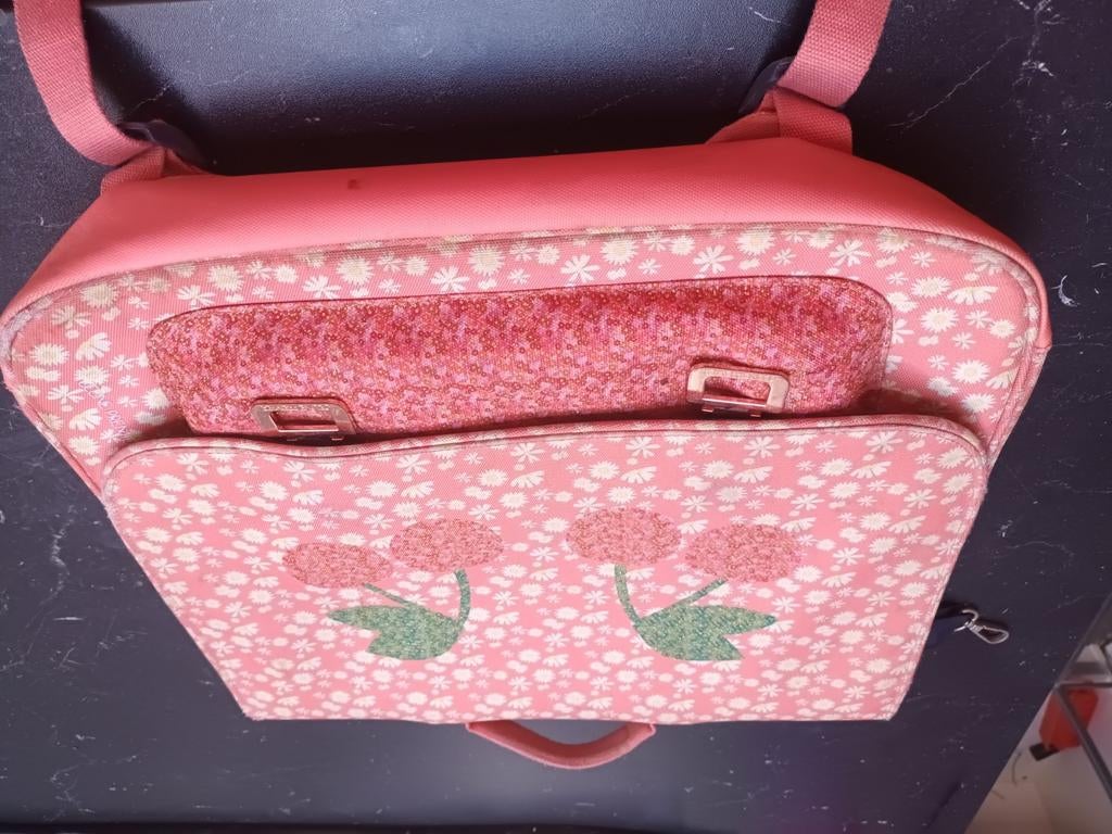 Coole boekentas van Jeune Premier, Bijoux, Sacs & Beauté, Sacs | Cartables, Enlèvement, Comme neuf