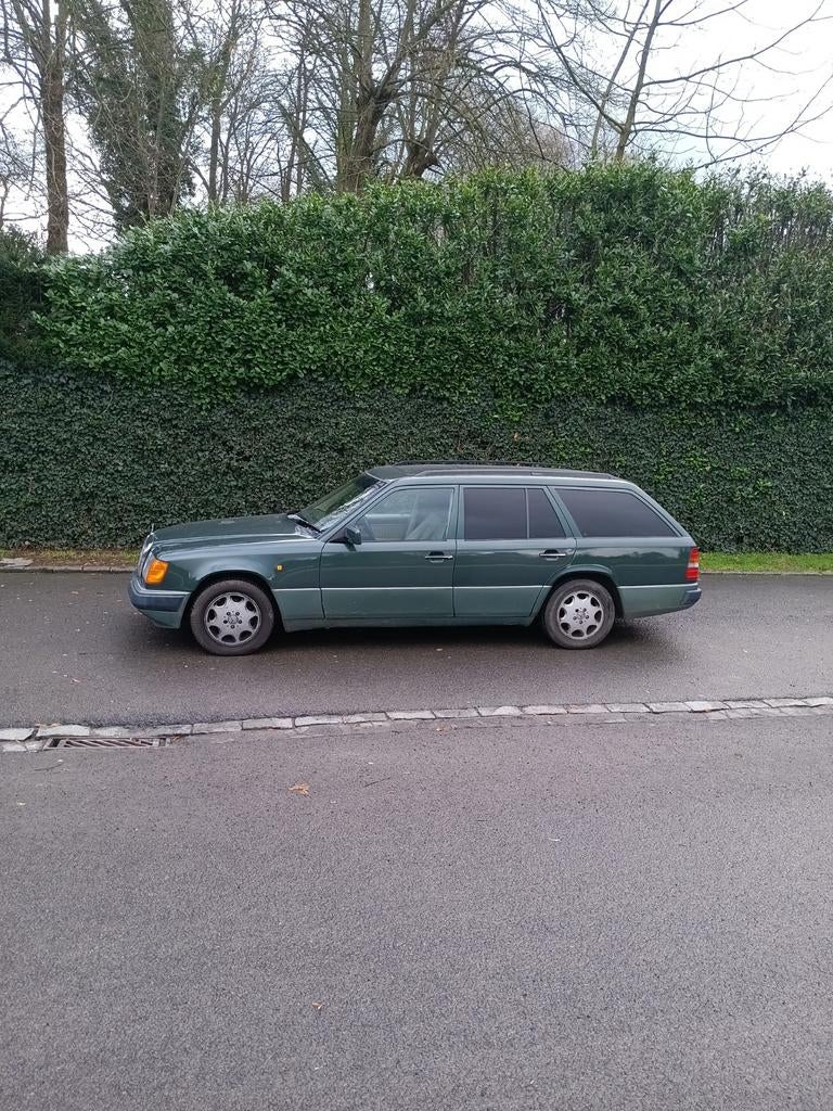 Mercedes   300te   automatic  full option  année 90 essence, Enlèvement