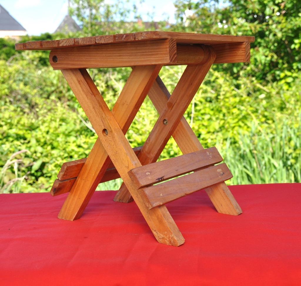 tabouret pliable en bois, Enlèvement ou Envoi, Comme neuf, Bois, Pliant