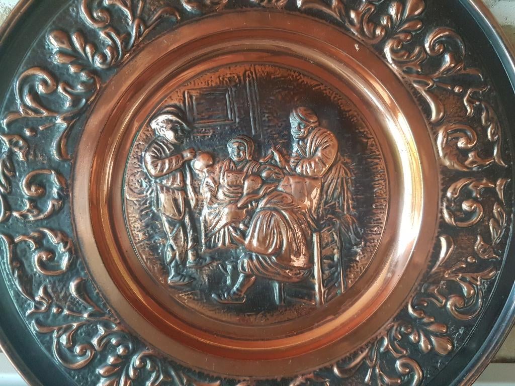 Vintage  bord met huiselijk tafereel: Breughel, Antiquités & Art, Antiquités | Assiettes décoratives & Carrelages, Enlèvement ou Envoi