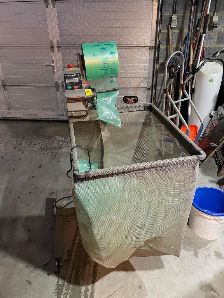 Sealed Air Fill-Air Rocket verpakkingsmachine – met 2 rol, Zakelijke goederen, Ophalen