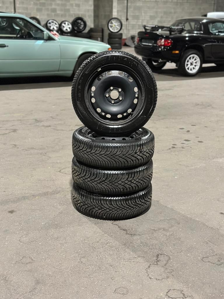 Set stalen velgen 15 inch 5X100 met winterbanden, Auto-onderdelen, Banden en Velgen, Banden en Velgen, Winterbanden, 15 inch, 185 mm