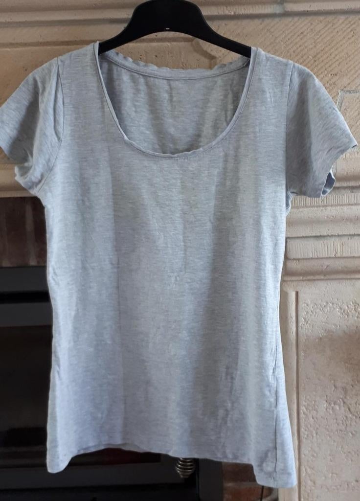 Zeeman - T-shirt - gris clair - taille 42 - 1,00€, Vêtements | Femmes, Taille 42/44 (L), Manches courtes, Gris, Zeeman