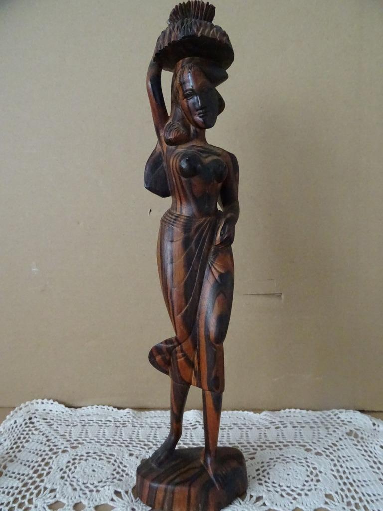 Statue indonésienne femme à moitié nue dans un sarong 34cm, Enlèvement ou Envoi
