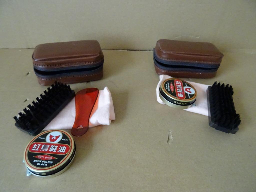 Ensemble de cirage à chaussures vintage 3x ensemble cirage, Antiquités & Art, Enlèvement ou Envoi