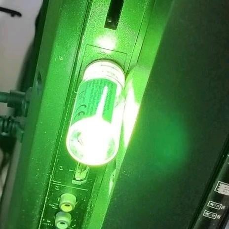 Lumière usb  - vert  -- occasion ... - lire description svp., Enlèvement ou Envoi, Comme neuf
