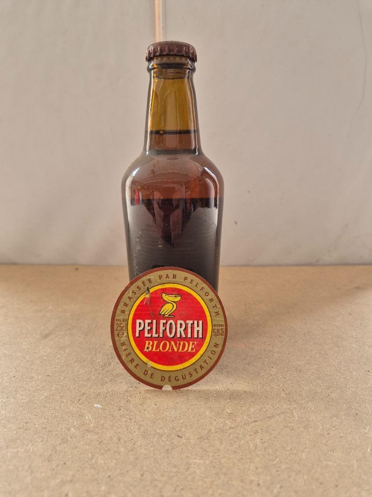 Bouteille de bière Pelforth blonde, Ophalen of Verzenden, Gebruikt, Flesje(s), Overige merken