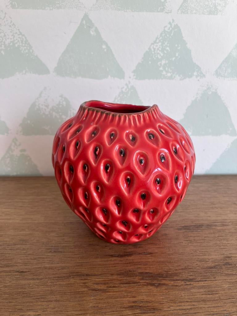 Des Pots - vaasje in vorm aardbei, Ophalen of Verzenden, Zo goed als nieuw
