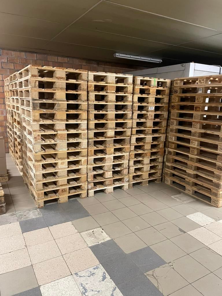 +- 250 palettes euros triées de premier choix., Enlèvement, Comme neuf, Palette