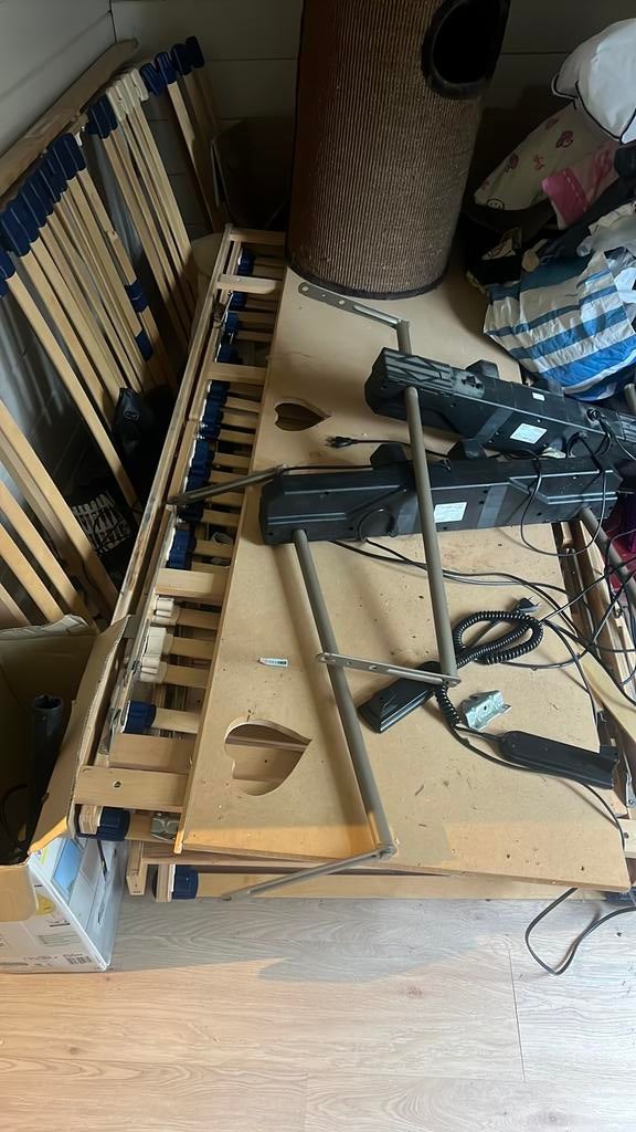 Elektrische lattenbodem, 90 cm, Enlèvement, Utilisé, Crème