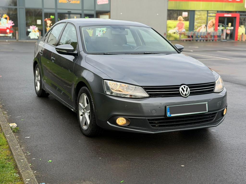 Volkswagen Jetta 2012 1.6 260.000km start rijd, Auto's, Volkswagen, Euro 5, Diesel, Particulier, Jetta