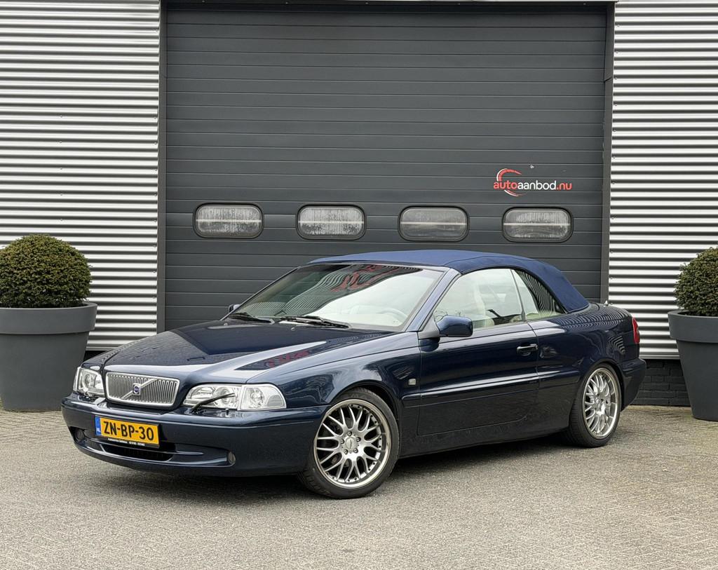 Volvo C70 Convertible 2.4 T Prestige (automatique), Autos, Entreprise, Cabriolet, 2 portes, 5 cylindres