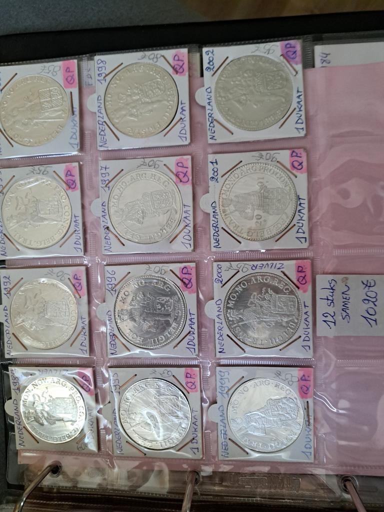 Serie van 12 zilveren dukaten van 1989tot2002. munten proof, Ophalen