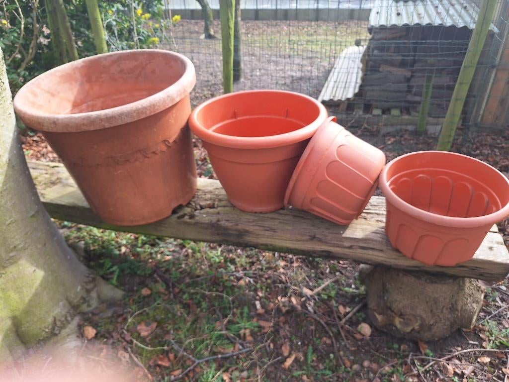 4 Plastieken plantenpotten, Tuin en Terras, Ophalen