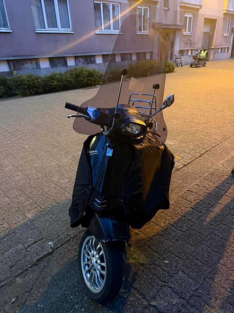 Vespa sprint 2015 4v b klasse, Overige modellen, Ophalen of Verzenden, 80 cc, Benzine