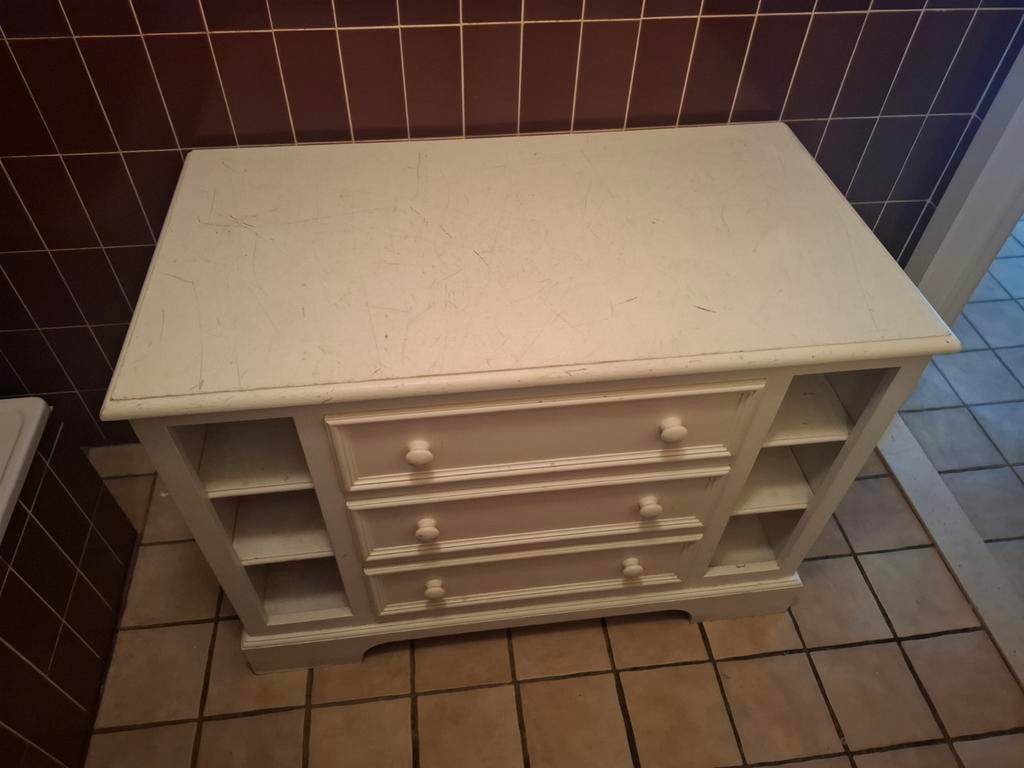 Massief houten ladenkast met extra bergruimte, Kinderen en Baby's, Gebruikt, 50 tot 70 cm, Home, 100 cm of meer