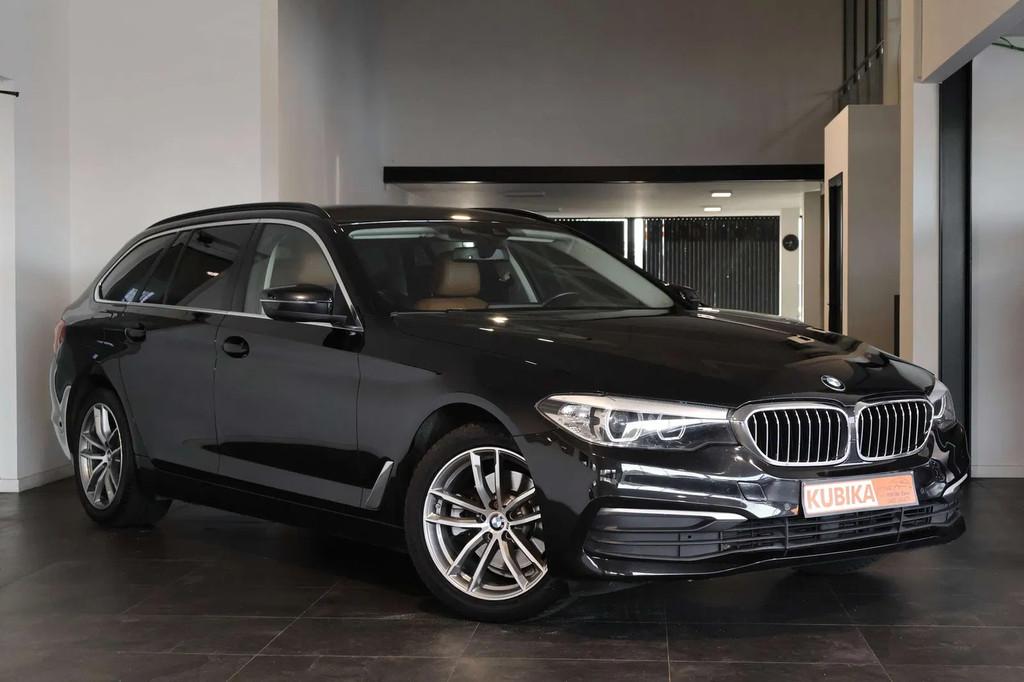 BMW 5 Serie 520 520d Touring Aut. Navi CruiseC ZetelV Garant, Autos, Cuir, Automatique, https://public.car-pass.be/vhr/4aeacbda-711e-45d1-9682-cfef337c5dde