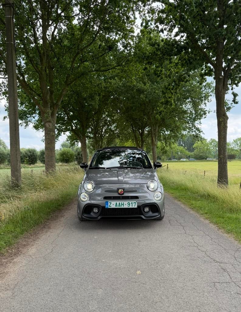Abarth Competizione 1.4 180, Autos, Achat, Entretenue par le concessionnaire, Particulier, Essence