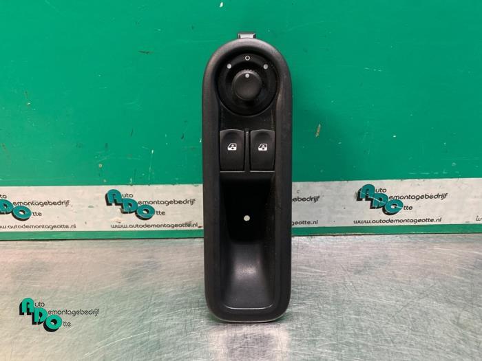 Commutateur vitre électrique d'un Renault Twingo (Twingo 07, Autos : Pièces & Accessoires, Tableau de bord & Interrupteurs, Renault