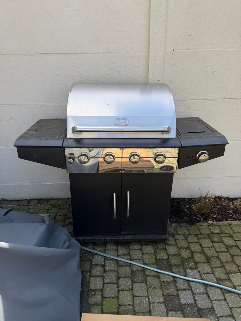 Boretti BBQ, Enlèvement, Utilisé