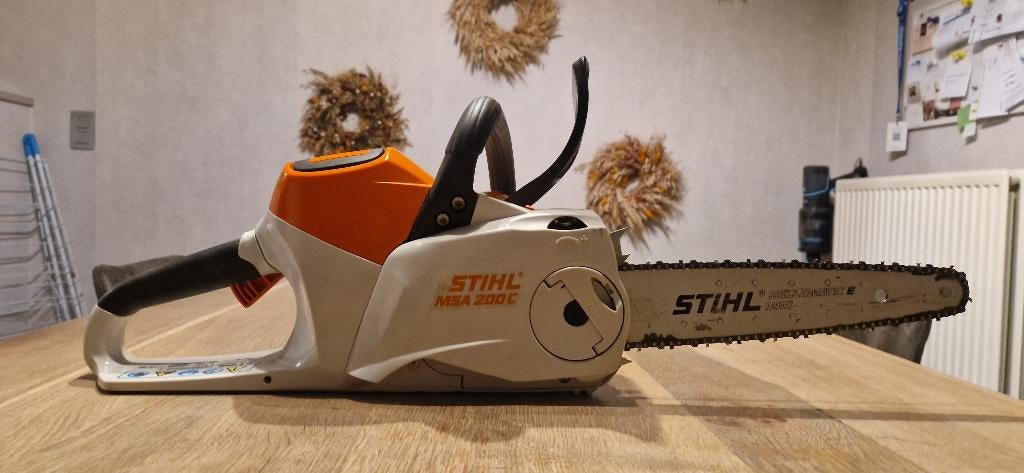 Stihl kettingzaag met accu, Ophalen, Zo goed als nieuw, Overige soorten, Stihl