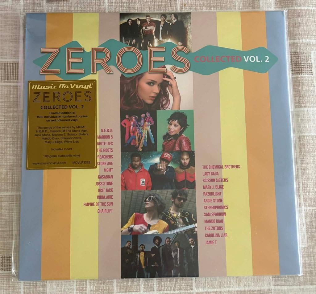 Various - Zeroes Collected Vol. 2 (Red Vinyl)  (2LP), Ophalen of Verzenden, 2000 tot heden, Nieuw in verpakking, Overige formaten
