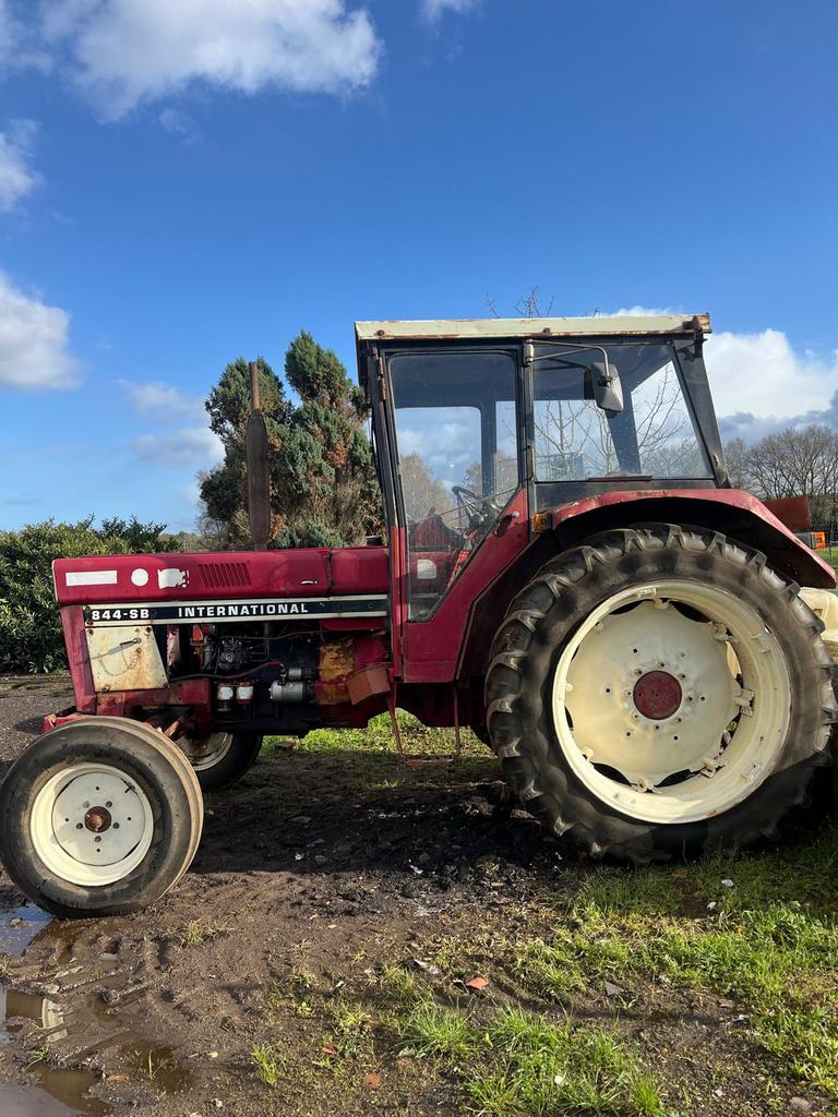 International 844 sb, Case IH, Enlèvement, Oldtimer/Ancêtre, 80 à 120 ch