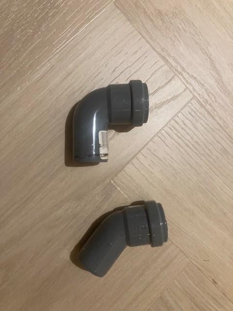 PVC bochten 32mm _ 90 en 135, Doe-het-zelf en Bouw, Buizen en Afvoer, Ophalen, Bochten, PVC, 20 tot 40 mm