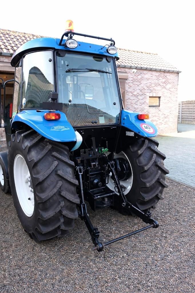 traktor newholland td5010, Jusqu'à 80 ch, 250 à 500 cm, Enlèvement, Utilisé