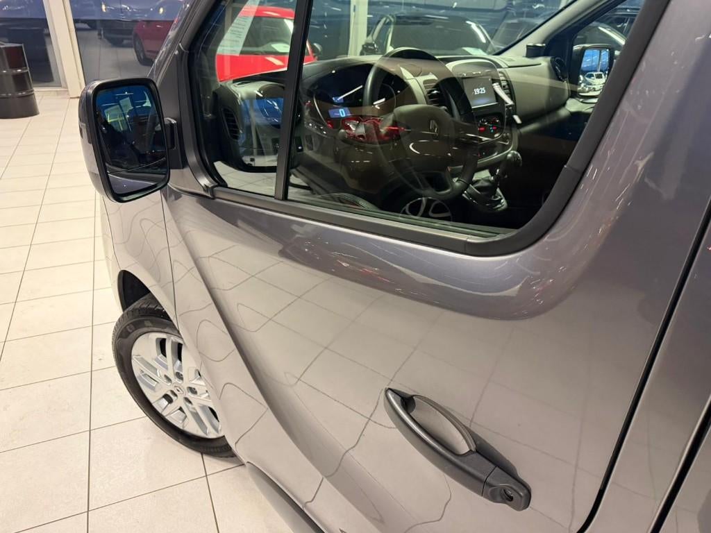 Renault Trafic 8-zits 1.6D 92kW Euro 6b, Auto's, Euro 6, Leder, Bedrijf, 5 deurs