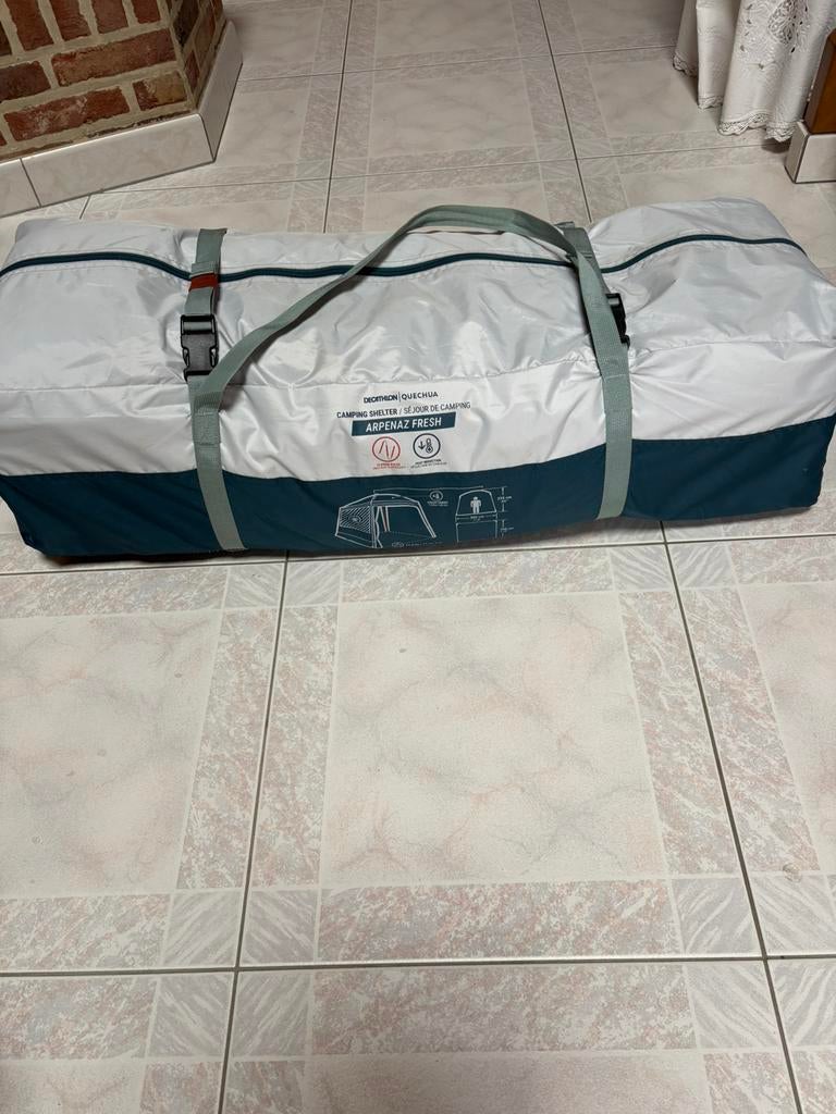 Auvent, Enlèvement, Comme neuf