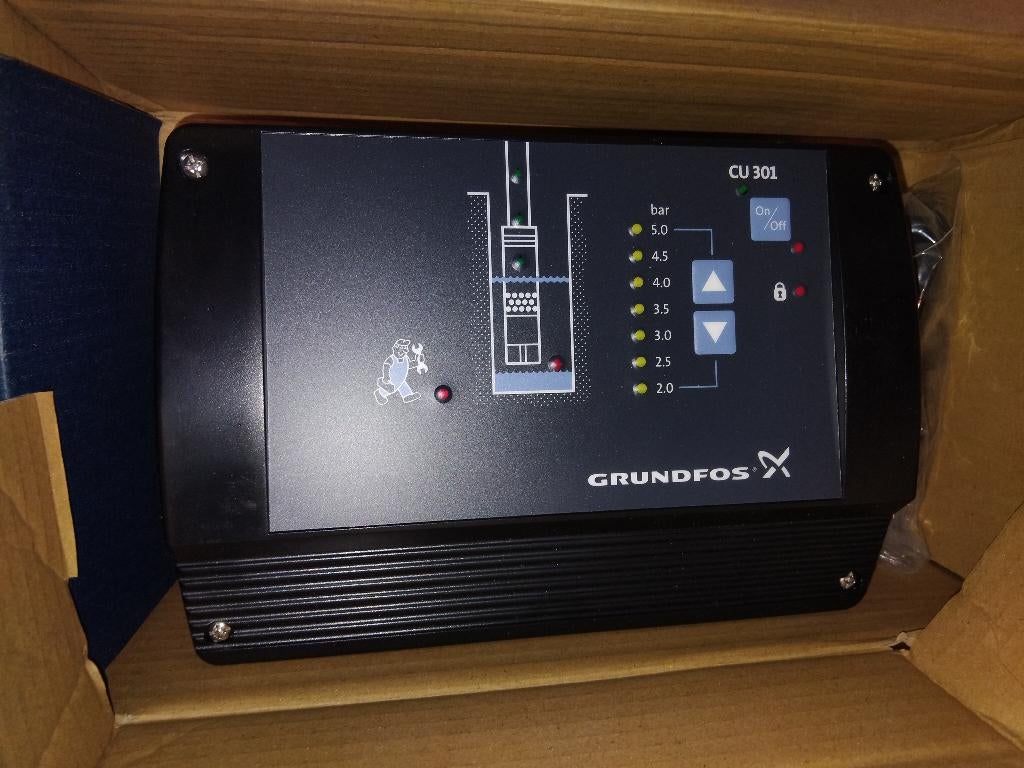 Grundfos CU301  controleur de pression pour pompe, Jardin & Terrasse, Pompes à eau, Enlèvement, Neuf, Électrique, Autres types