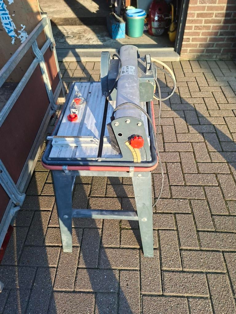 Tegel zaagmachine, Tuin en Terras, Tegels en Klinkers, Ophalen