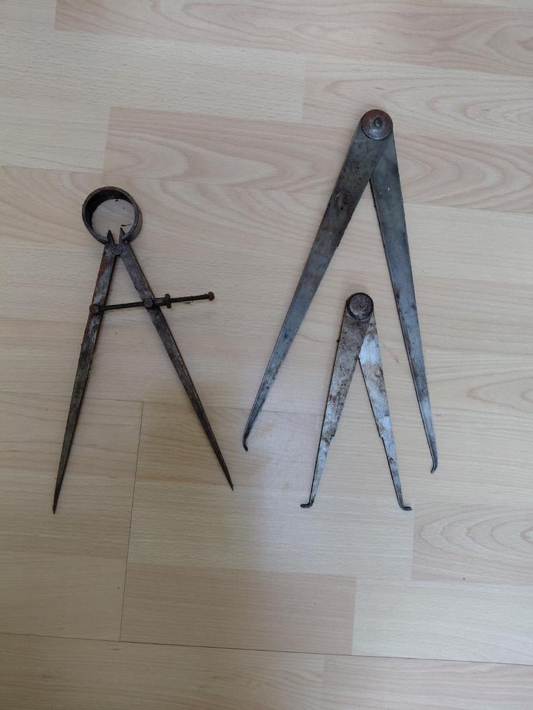 Antiek gereedschap, Enlèvement