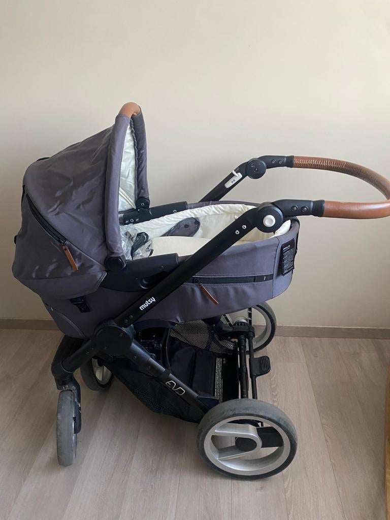 kinderwagen mutsy, Kinderen en Baby's, Kinderwagens en Combinaties, Verstelbare duwstang, Zo goed als nieuw, Mutsy, Ophalen