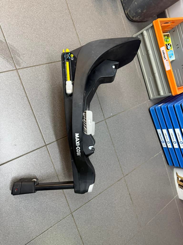 Isofix base, Ophalen