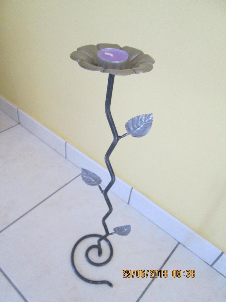 Bougeoir en fer forgé sur pied Design, Maison & Meubles, Accessoires pour la Maison | Bougeoirs & Bougies, Neuf, Chandelier, 50 à 75 cm