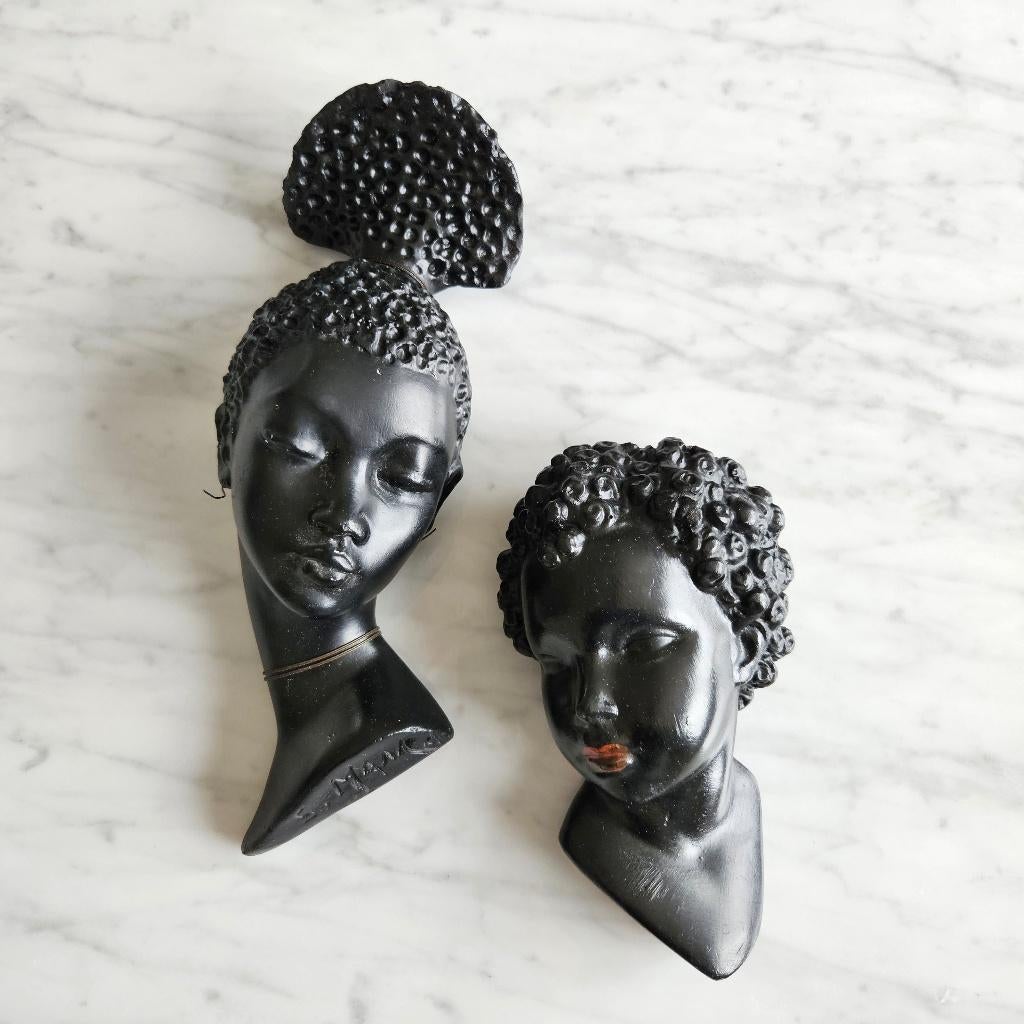 Vintage set Afrikaanse wandhoofden uit plaaster, Gino Manca, Antiek en Kunst, Ophalen of Verzenden