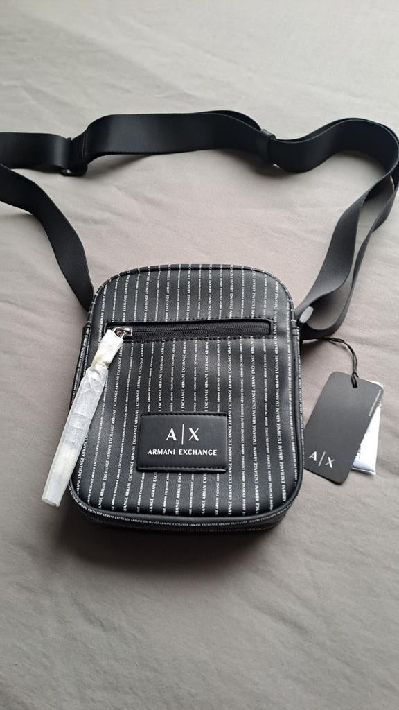 Sac à bandoulière homme Armani Neuf, Enlèvement
