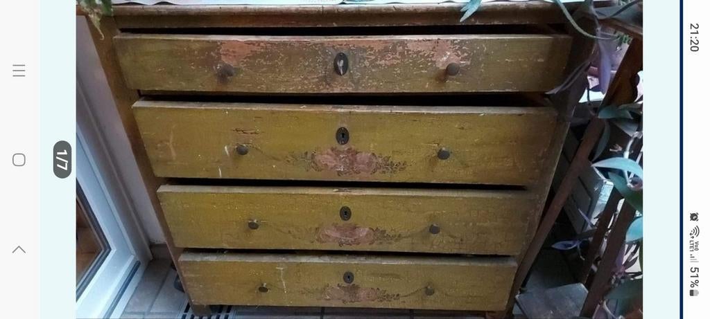 A DONNER  MEUBLE A TIROIRS