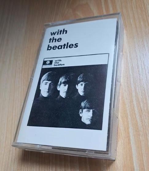 With the Beatles cassette, Cd's en Dvd's, Cassettebandjes, Gebruikt, Origineel, Pop, 1 bandje, Ophalen of Verzenden