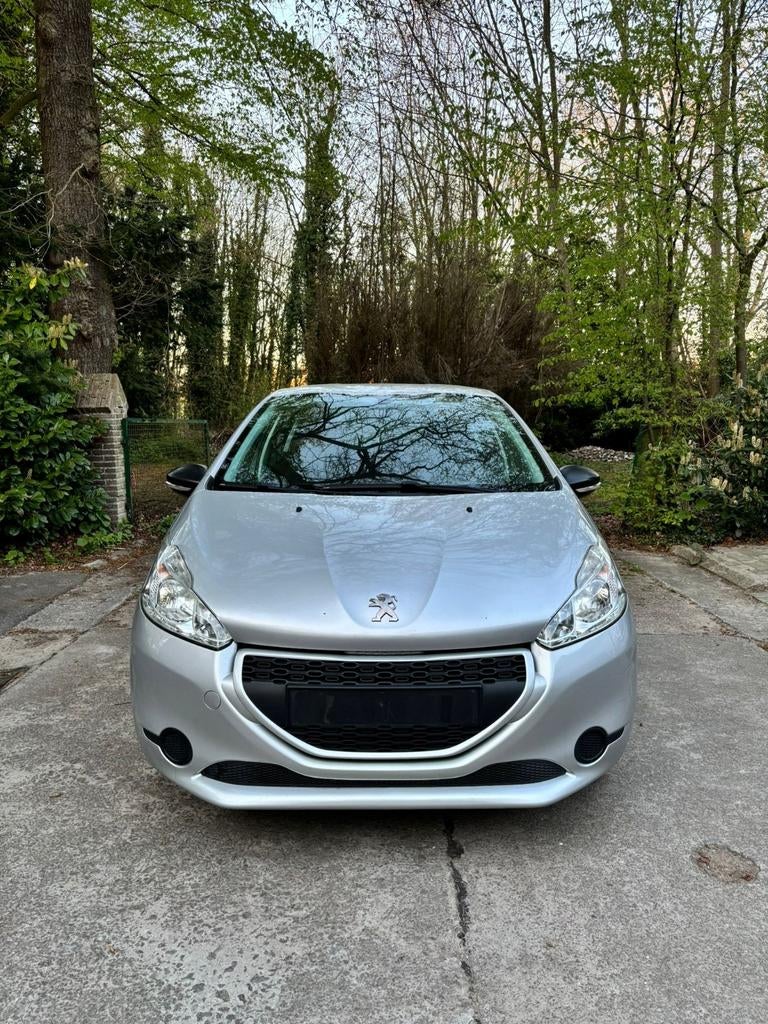 Peugeot 208 2014 à 139 000 km, Autos, Peugeot, Particulier, Essence, Enlèvement