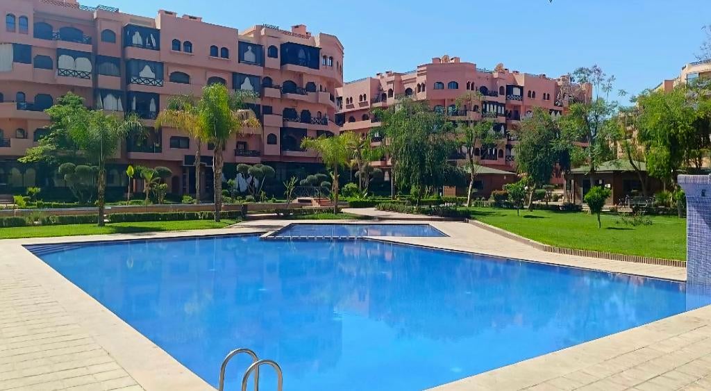 MARRAKECH - Comfortabel & modern appart met zwembaden, Vakantie, Vakantiehuizen | Overige landen, 2 slaapkamers, Appartement, Stad