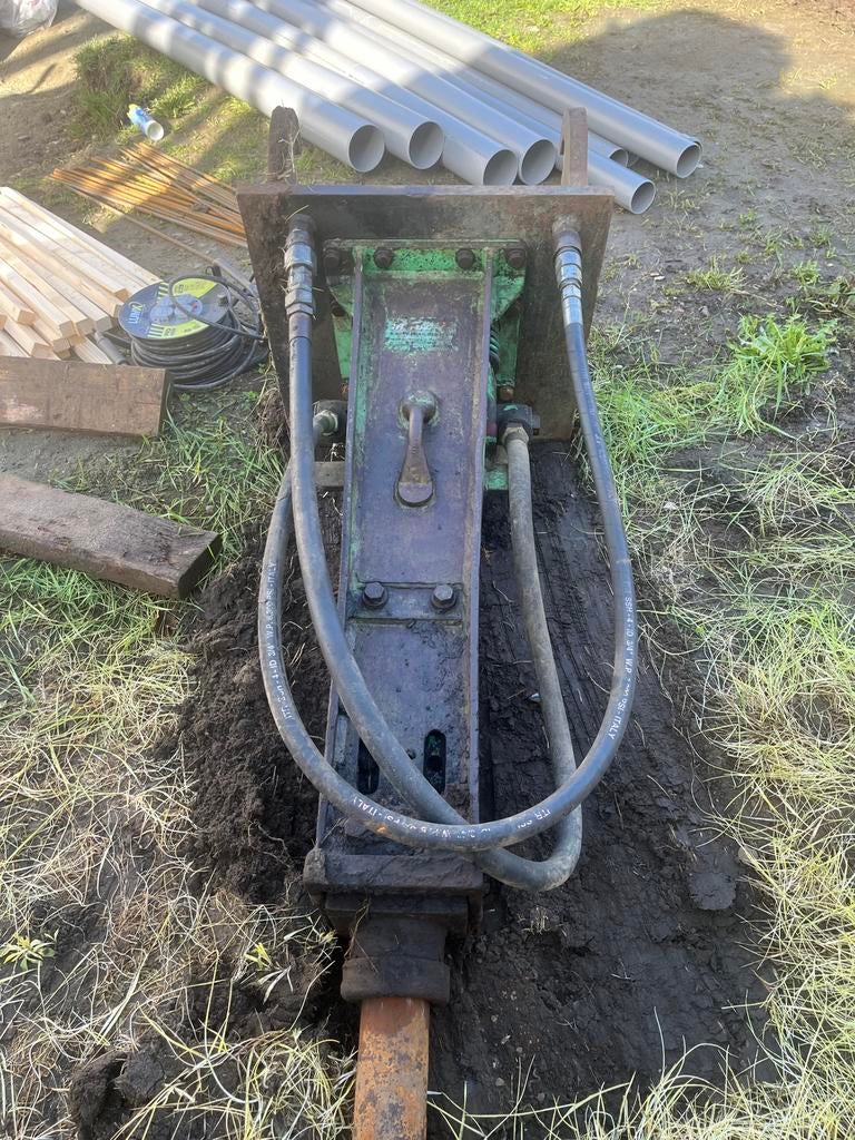 Tramac breekhamer voor 14t kraan - Net onderhoud gehad, Zakelijke goederen, Machines en Bouw | Kranen en Graafmachines, Ophalen