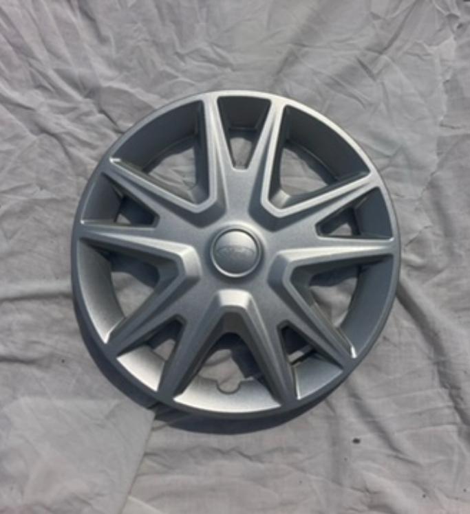 Enjoliveur Ford, Enlèvement, Comme neuf