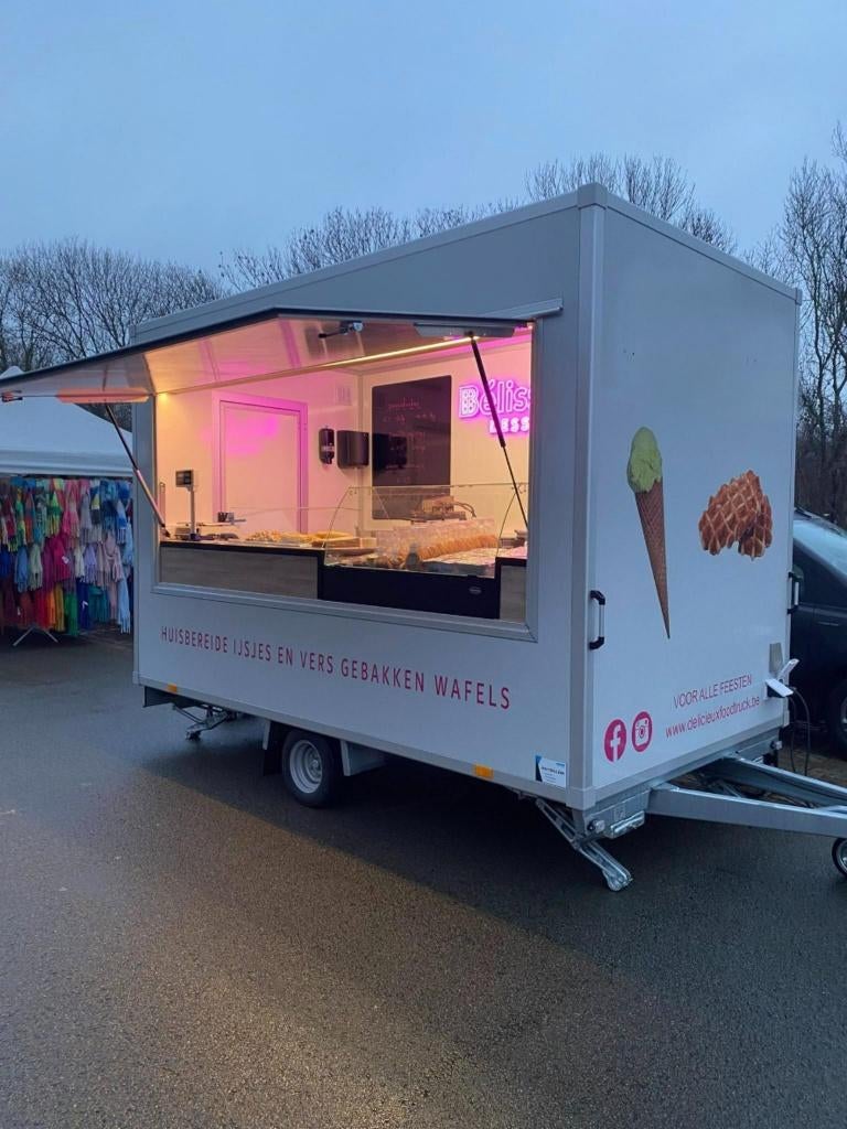 Foodtrailer, Ophalen